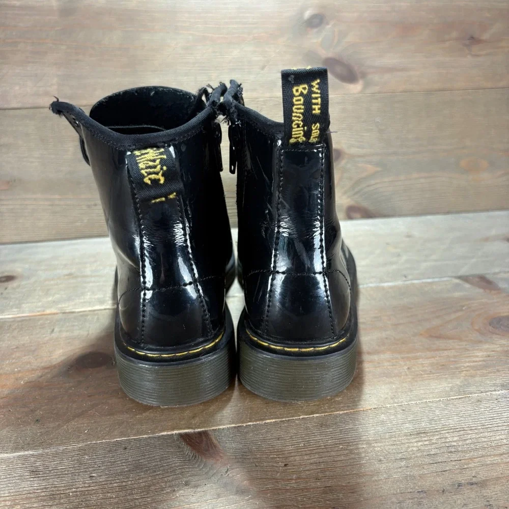 Dr Martens 1460 Girls size 3 shoes Black Patent Leather Lace Up Combat boots
